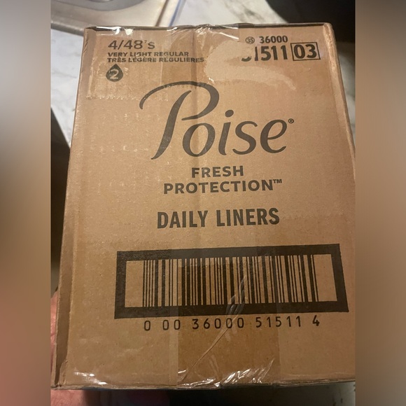 Poise Liners Case of Four - Picture 1 of 4